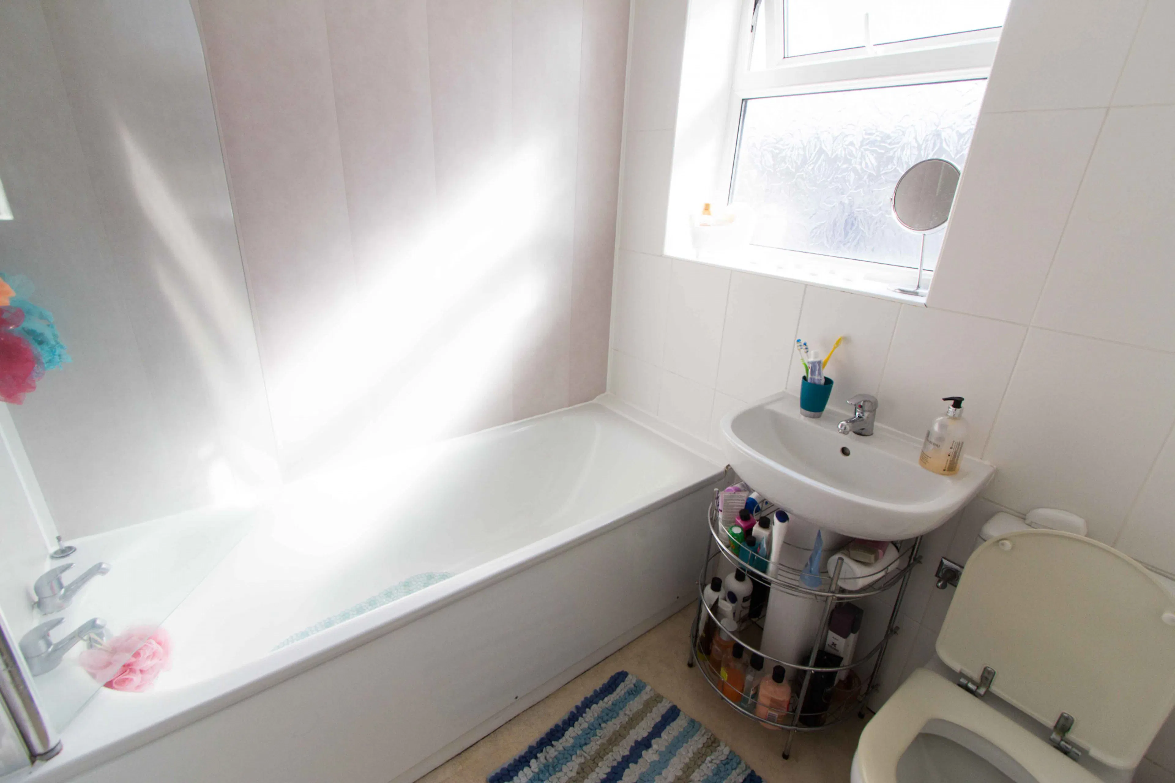 BATHROOM BATHROOM 3