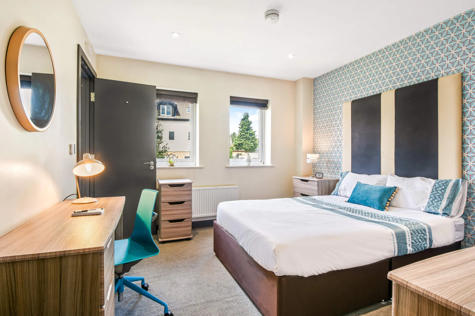 ROOM ROOM 4