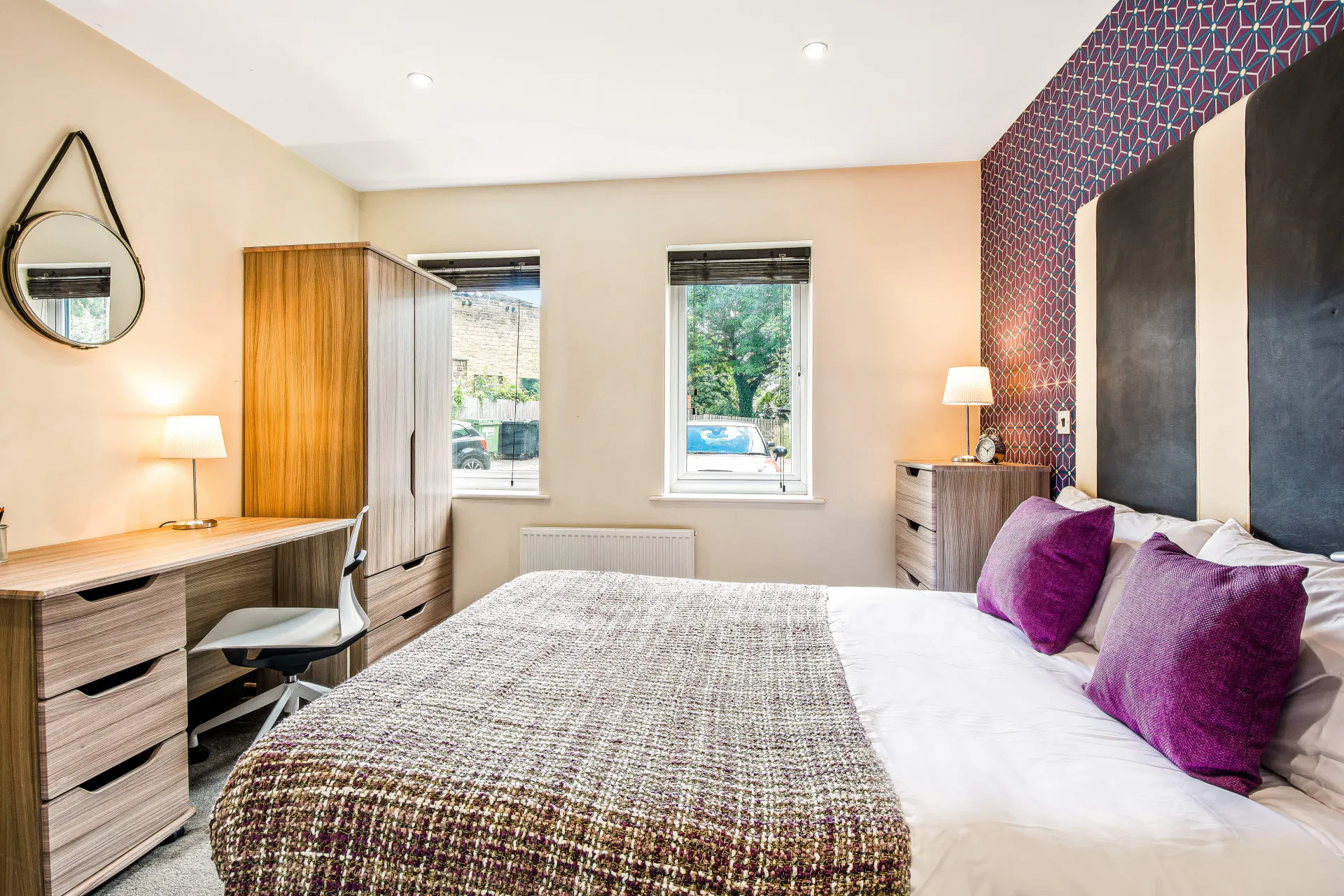 ROOM ROOM 1
