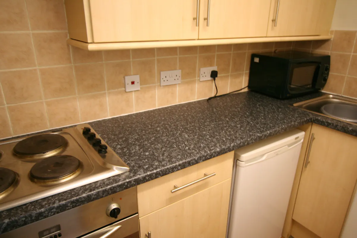 KITCHEN KITCHEN