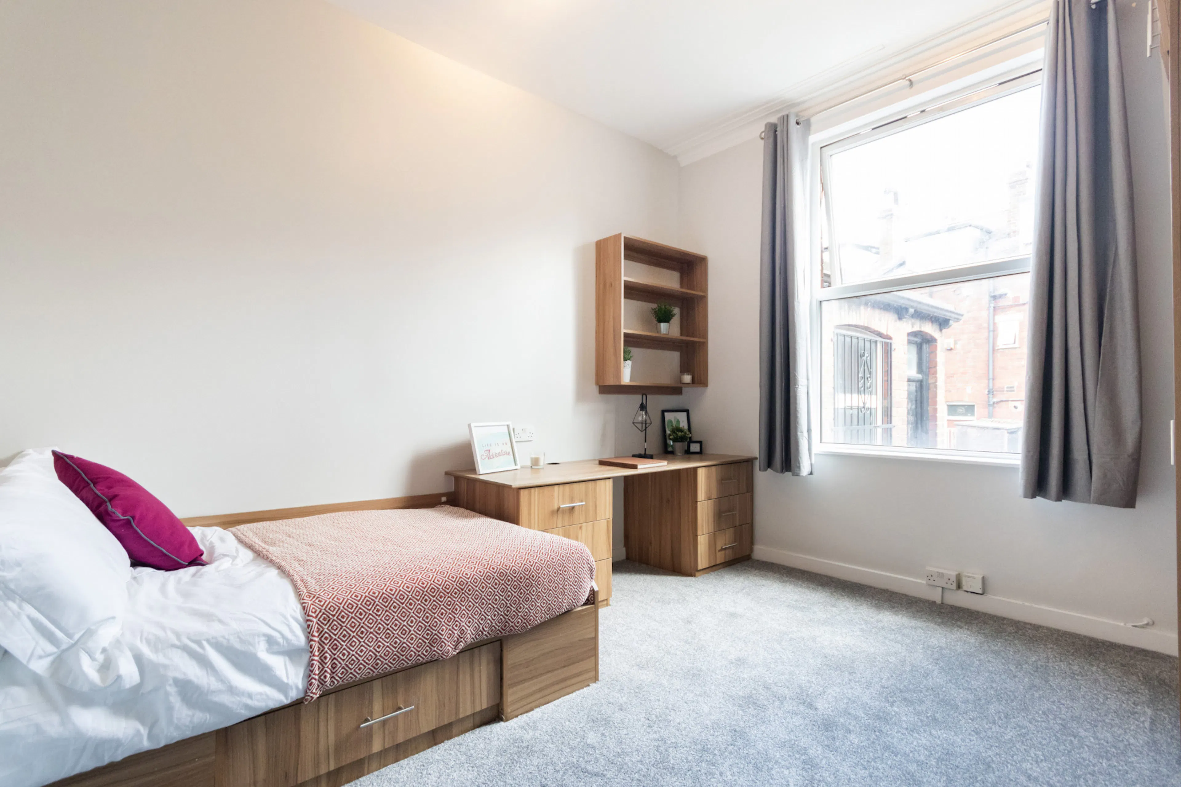 ROOM ROOM 3