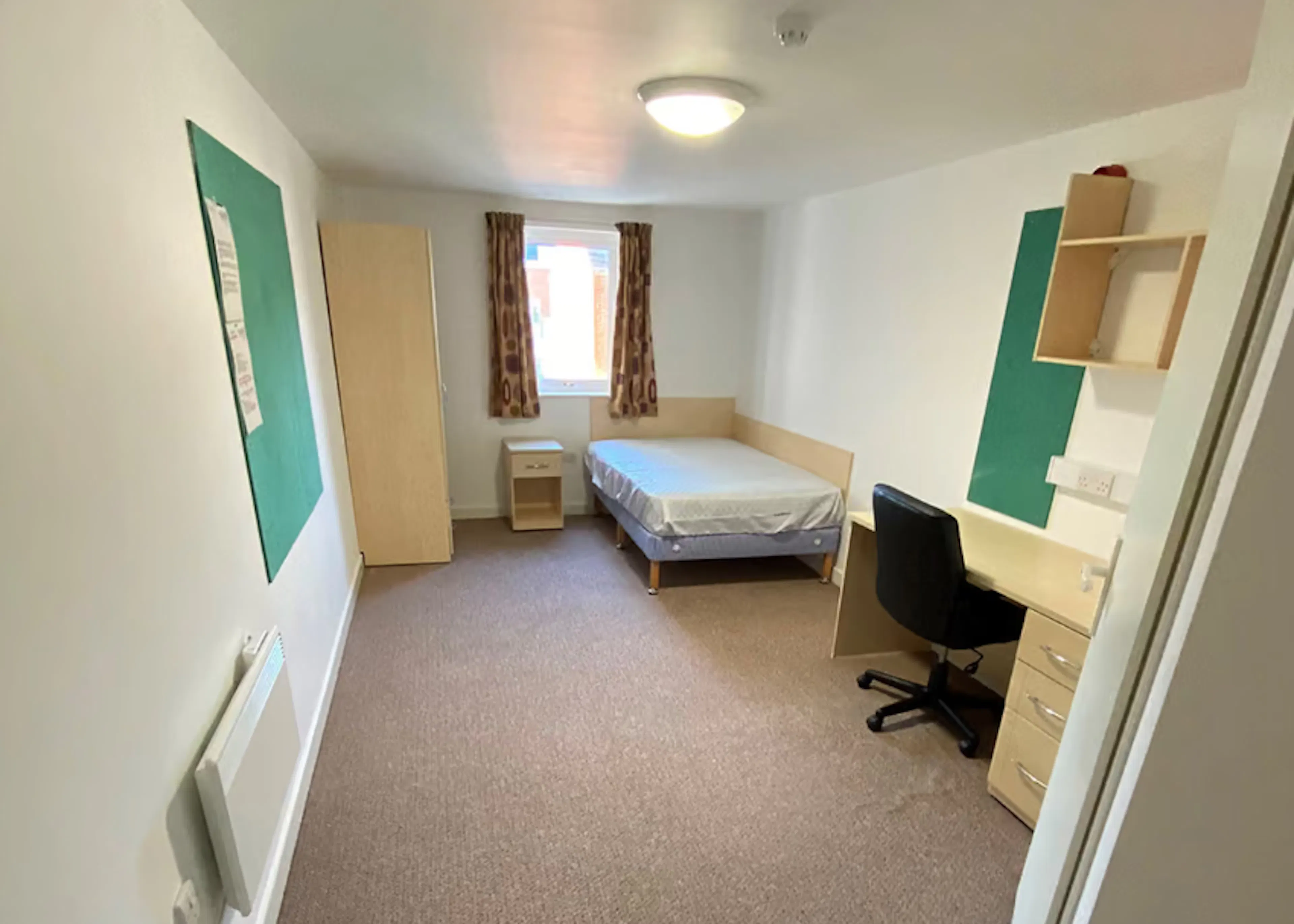 ROOM ROOM 4