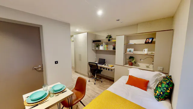 Studio with Terrace (Wet room) room image 1
