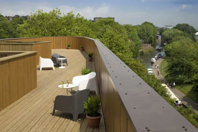 Canal View - Non En-Suite room image 1