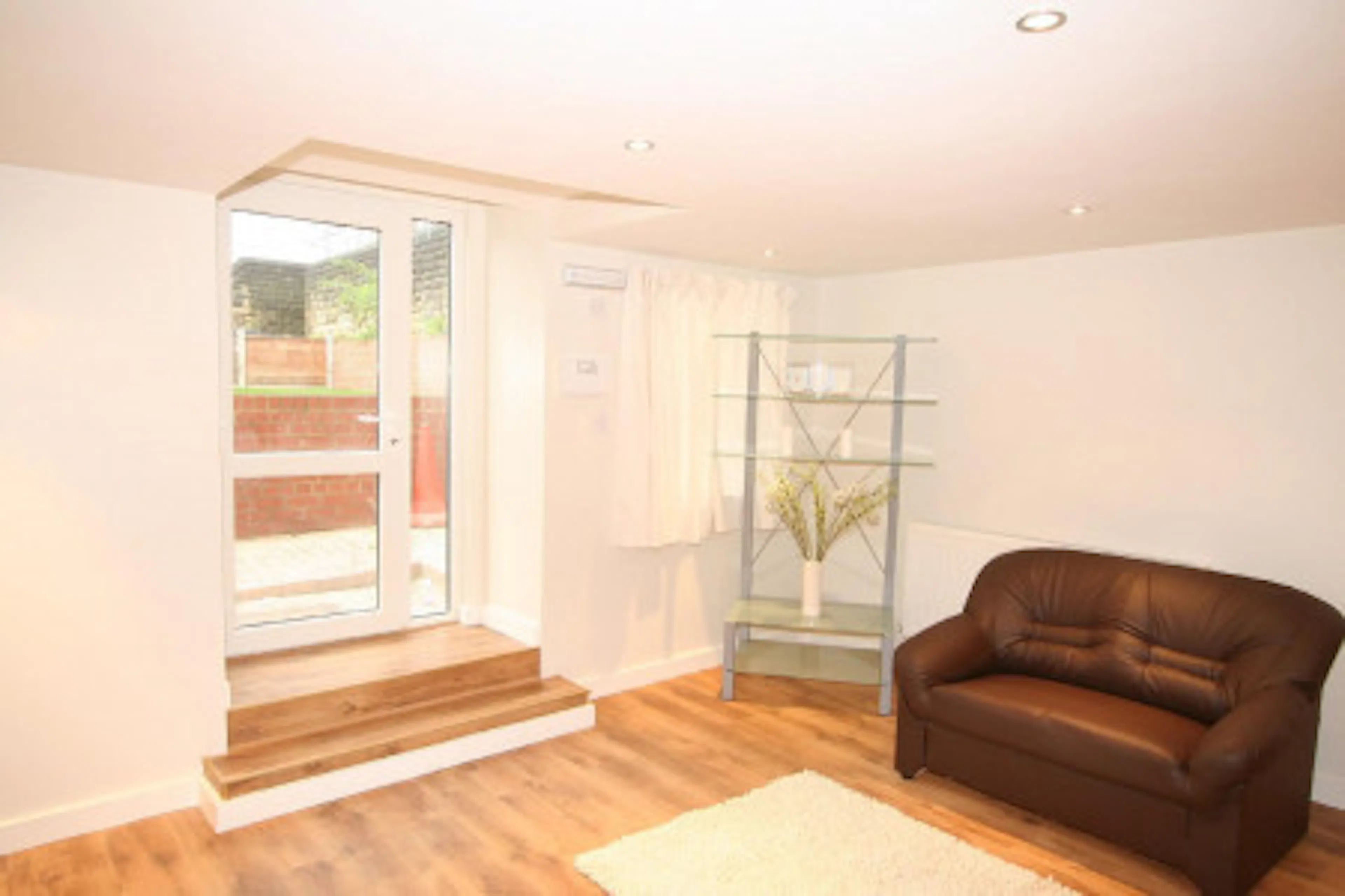 One Bedroom Flat COMMON_AREA 1