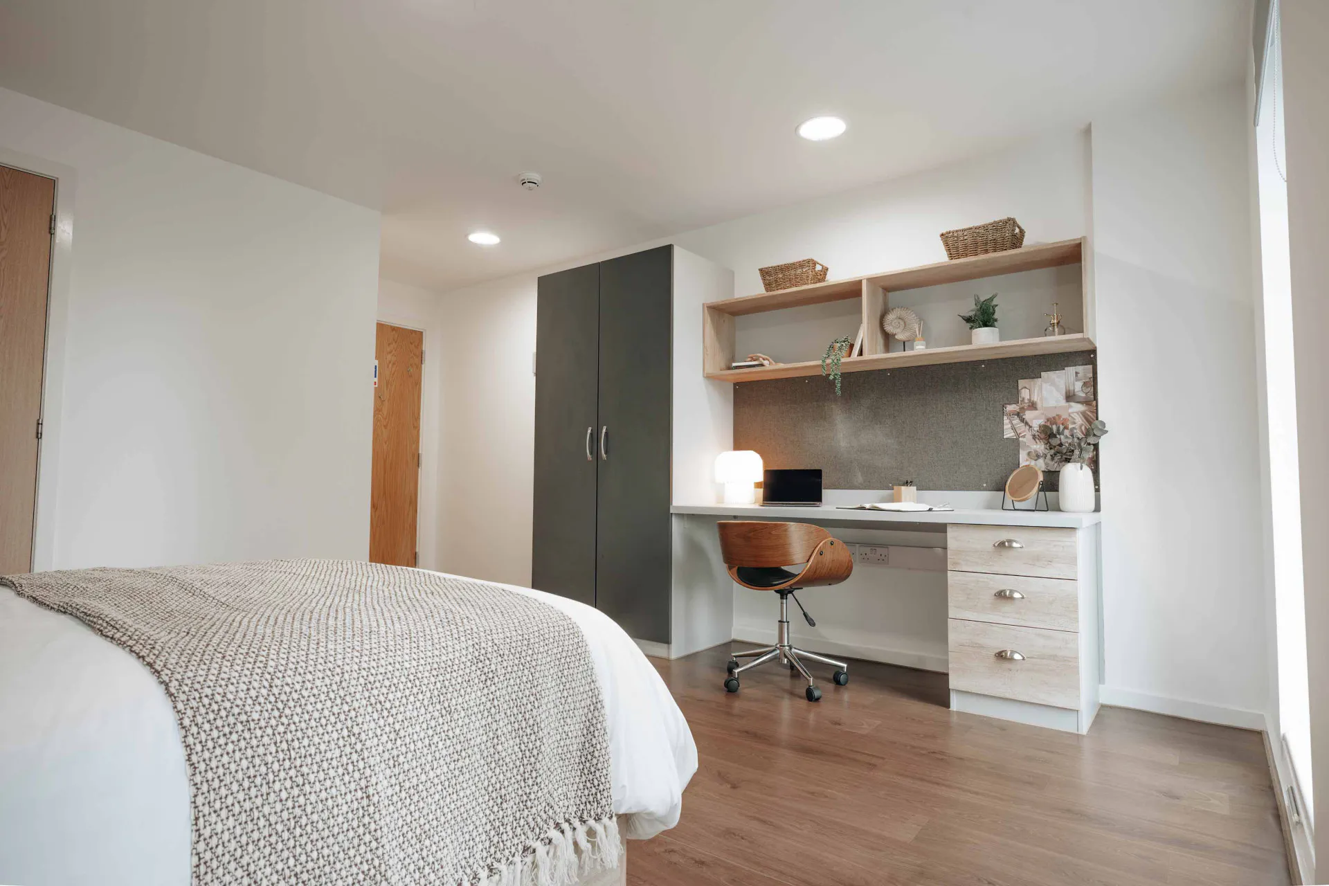 Platinum Ensuite