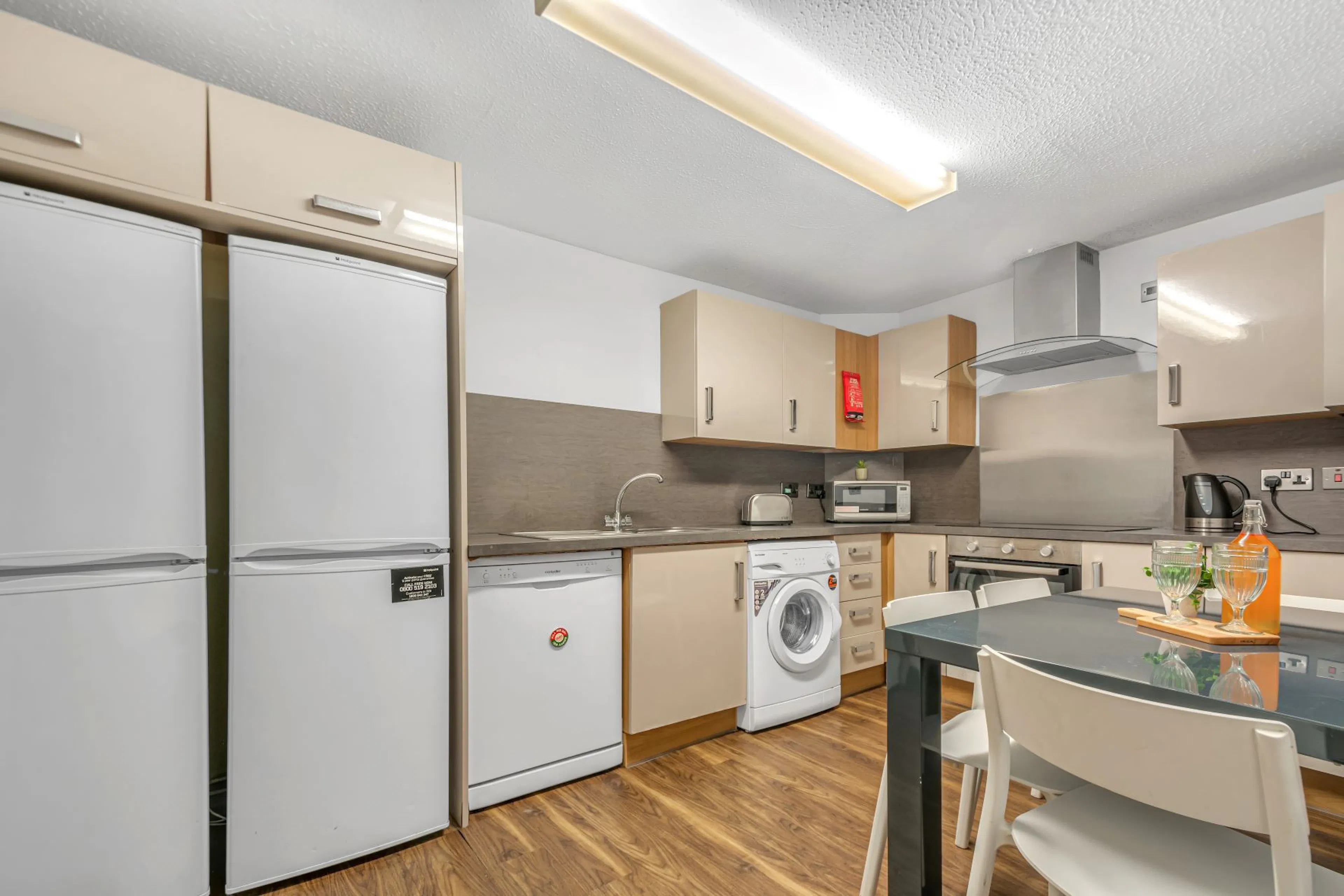 KITCHEN KITCHEN 4