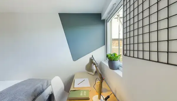 7 Bed Apartment room image 2