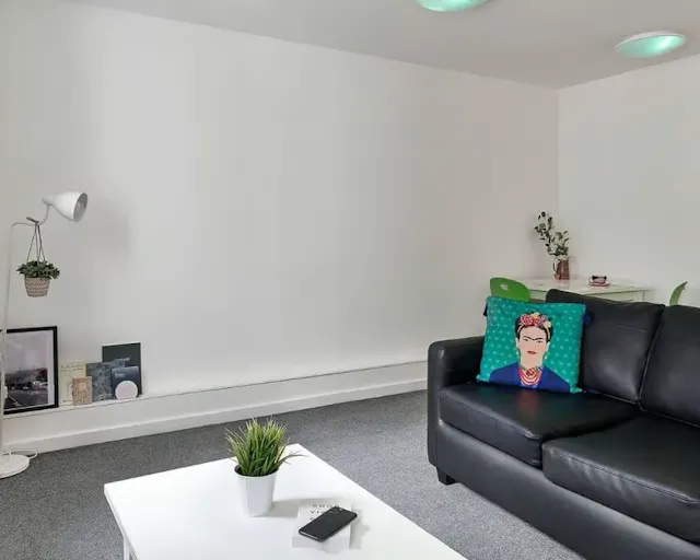 Deluxe Studio room image 2