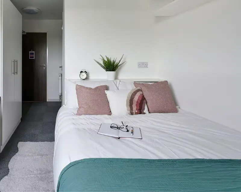 Standard Ensuite ROOM 3