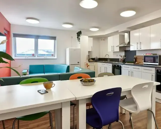 Standard Ensuite  room image 3