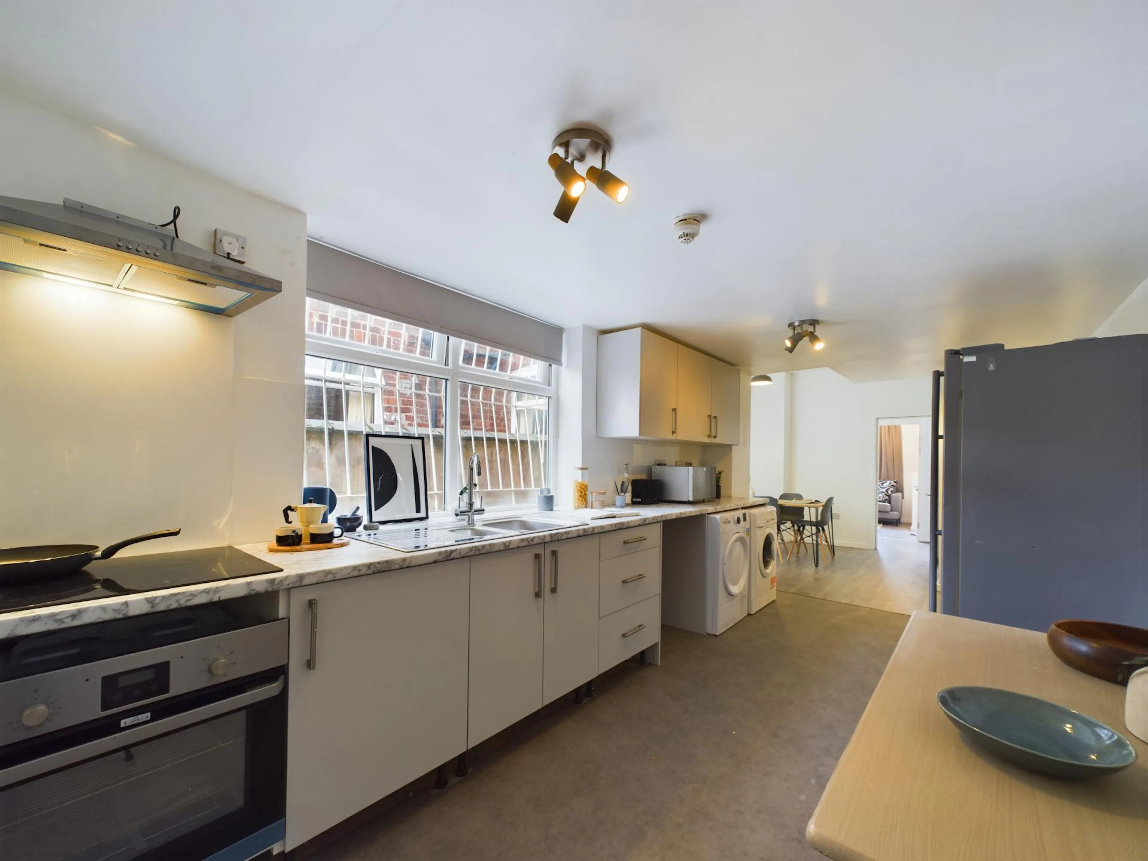 7 Bedroom House KITCHEN 4