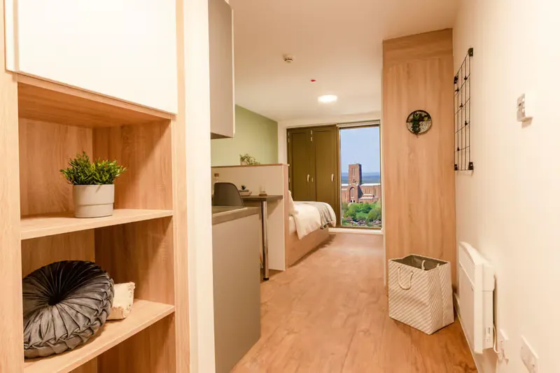 Standard Studio - Riverview