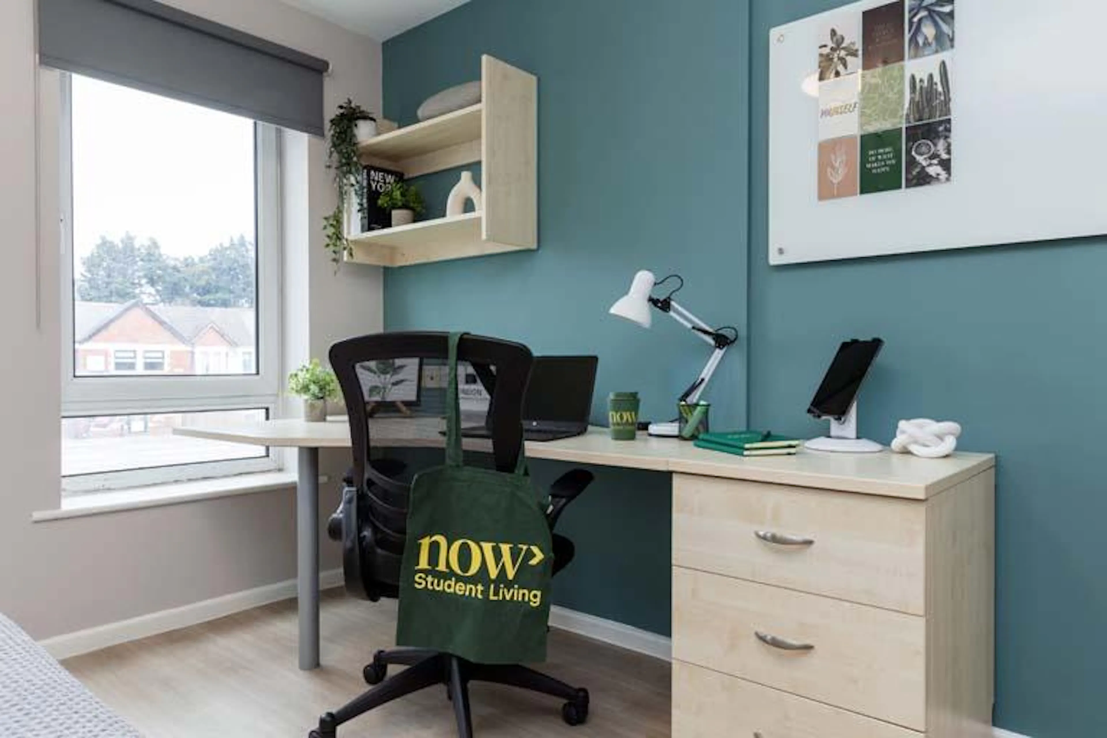 Gold Studio ROOM 2
