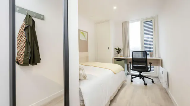 Classic En-Suite room image 2