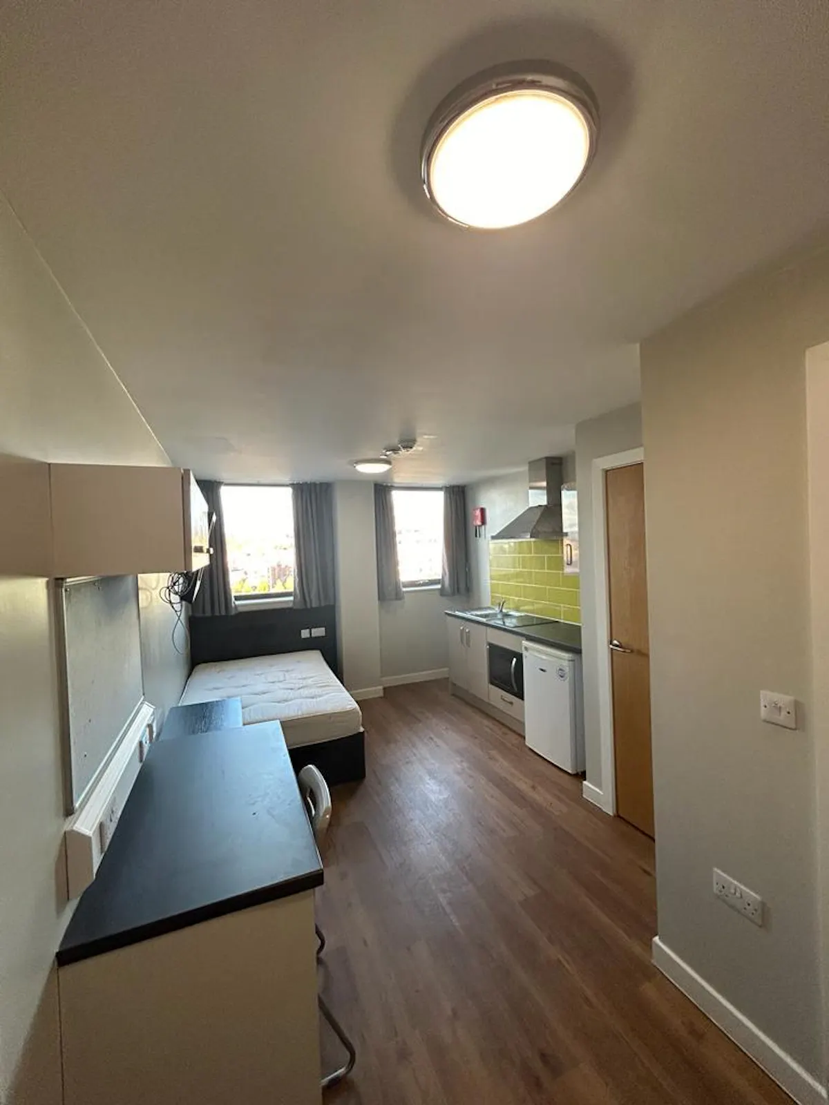 Platinum Studio ROOM