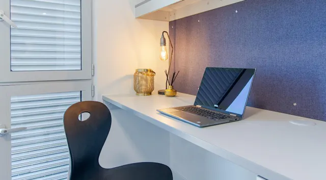 Canalview Ensuite room image 1