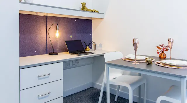 Courtyard Studio room image 1
