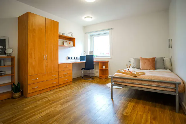 Platinum Ensuite room image 1