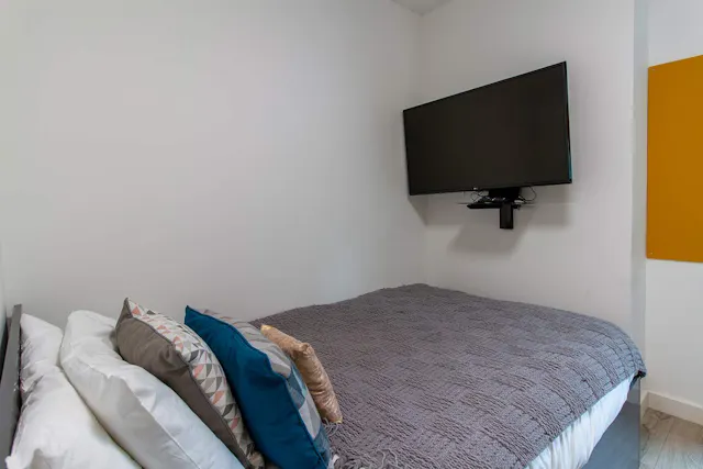 Standard room image 1