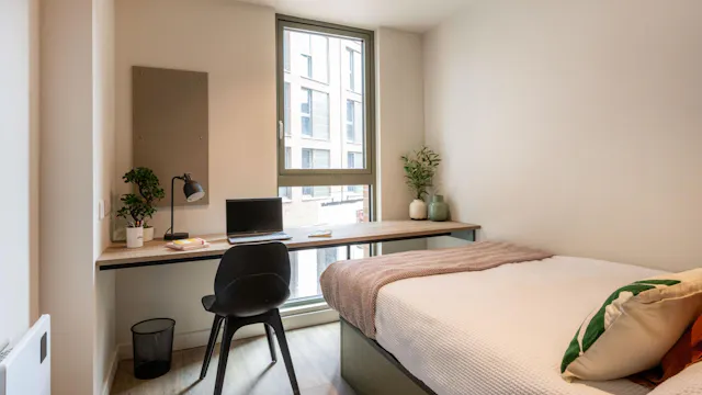 Classic Ensuite room image 1