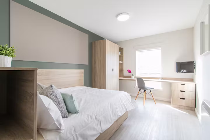 flat-11-6-morrison-circus-edinburgh-ROOM-1