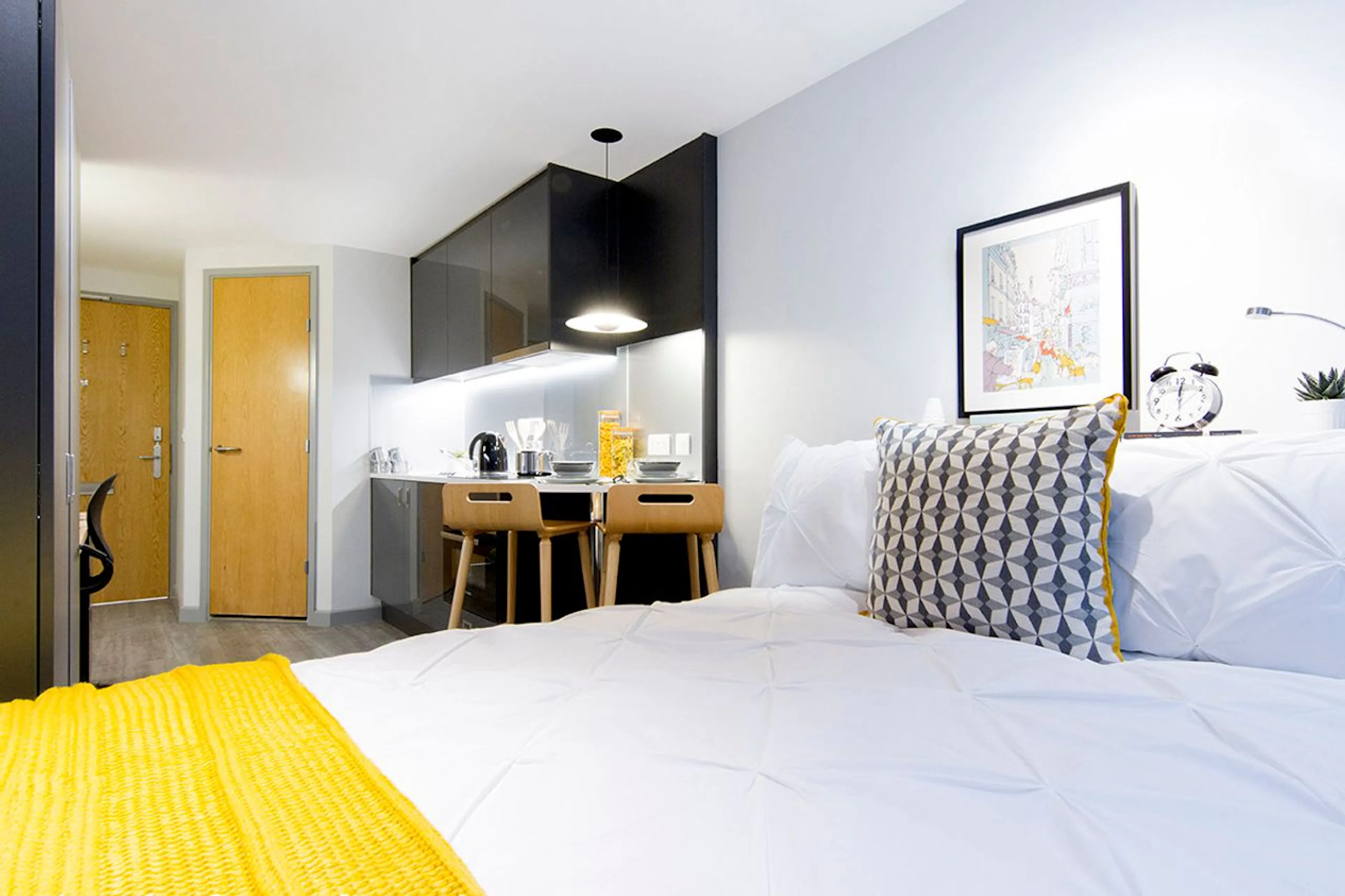 ROOM ROOM 3