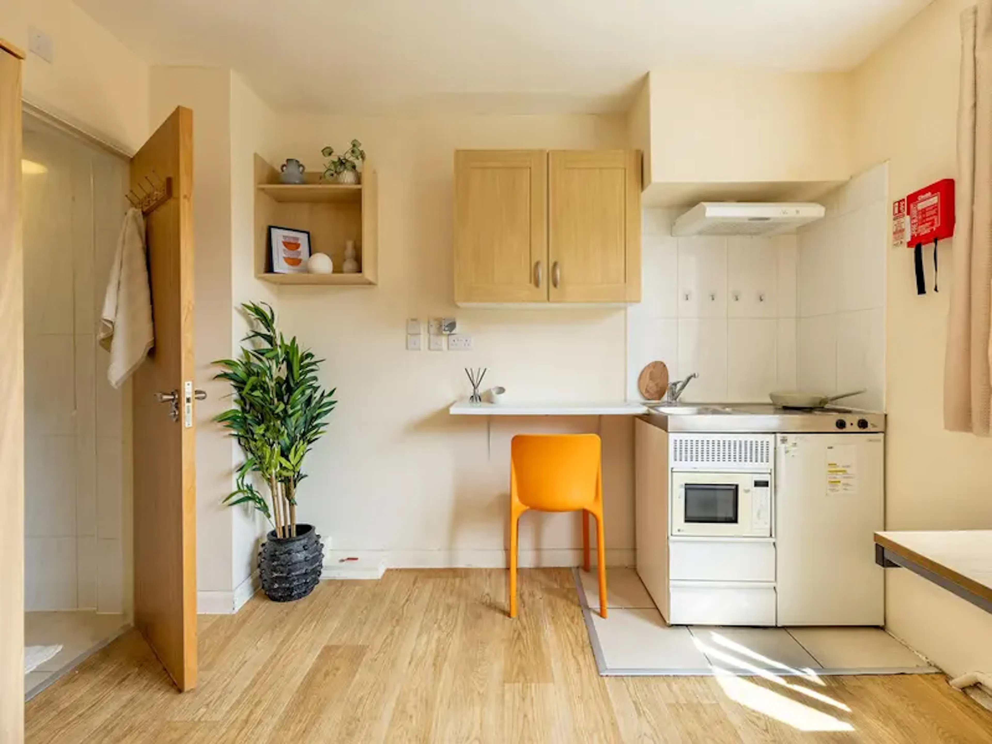 Standard Studio KITCHEN 2