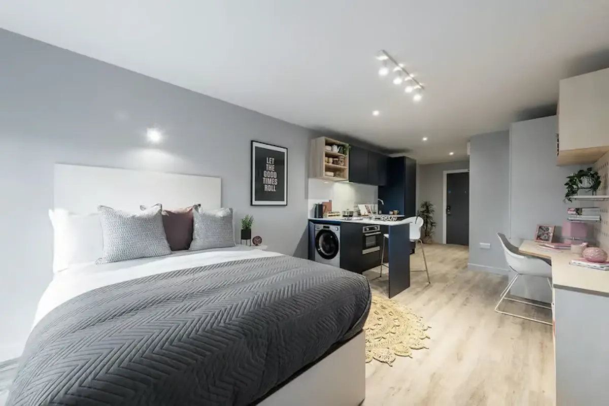 Premium Studio ROOM
