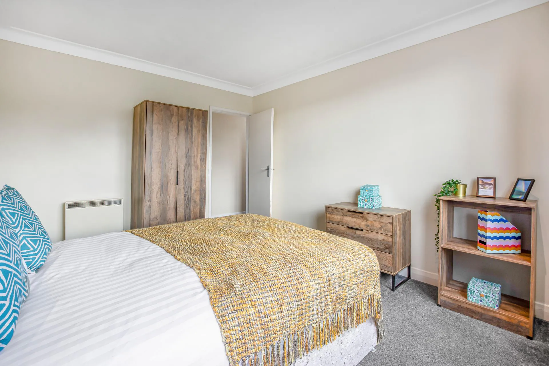 258b Tinshill Road-Leeds-ROOM-1
