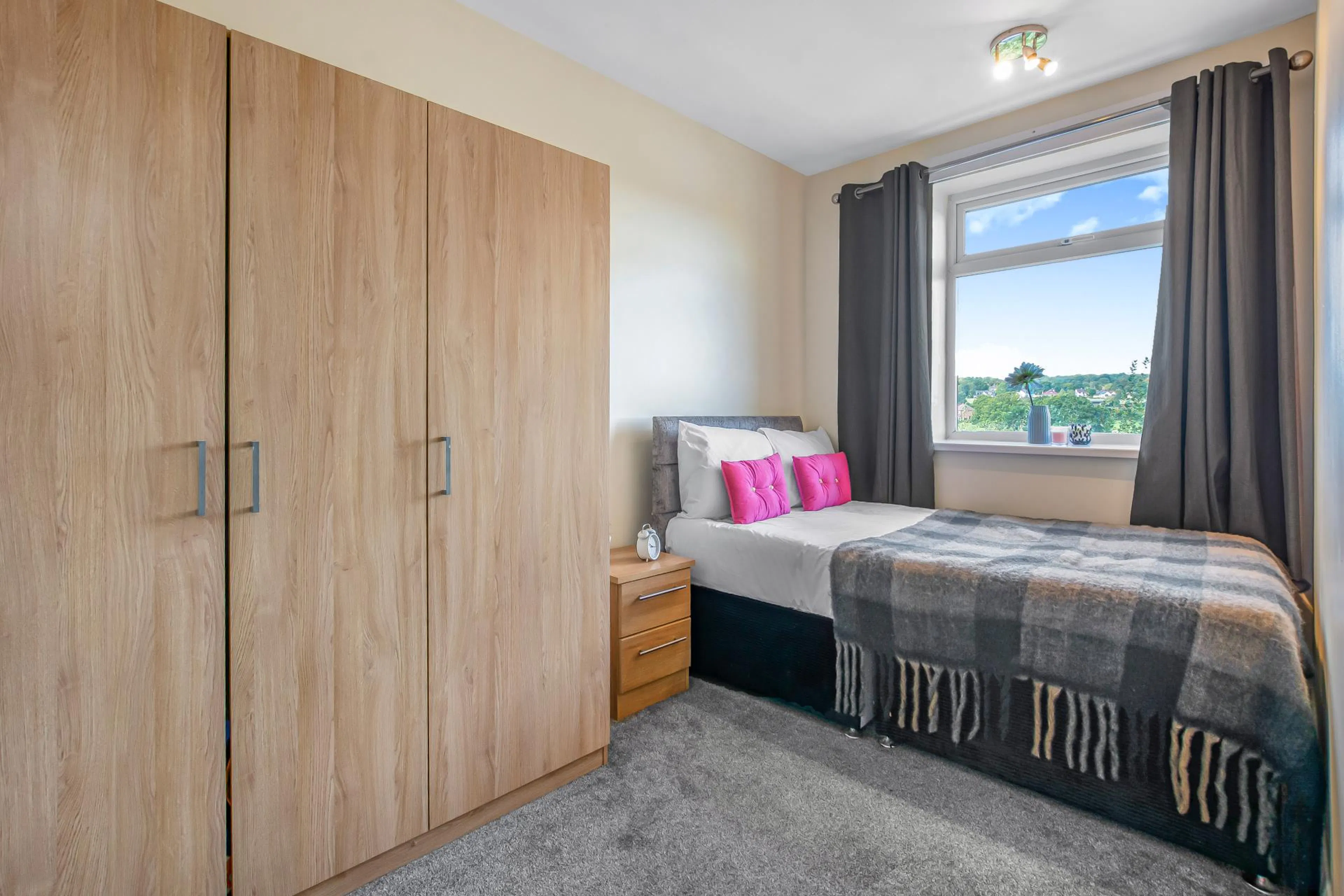 ROOM ROOM 2