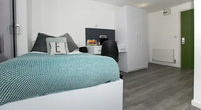 Accessible Studio room image 1