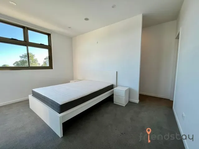 2 Bedroom 2 Bathroom room image 1
