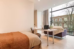 ryan-hall-belfast-belfast-Deluxe Bay Studio