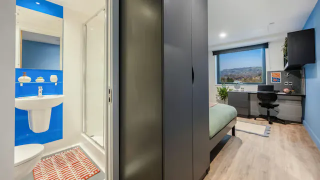 Classic Ensuite room image 2