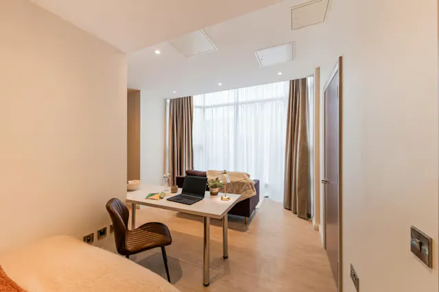 Accessible Studio room image 6
