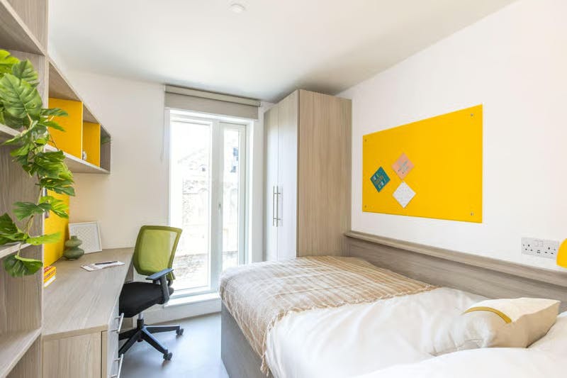 timber-yard-bristol-Classic 5/6 Bed Ensuite