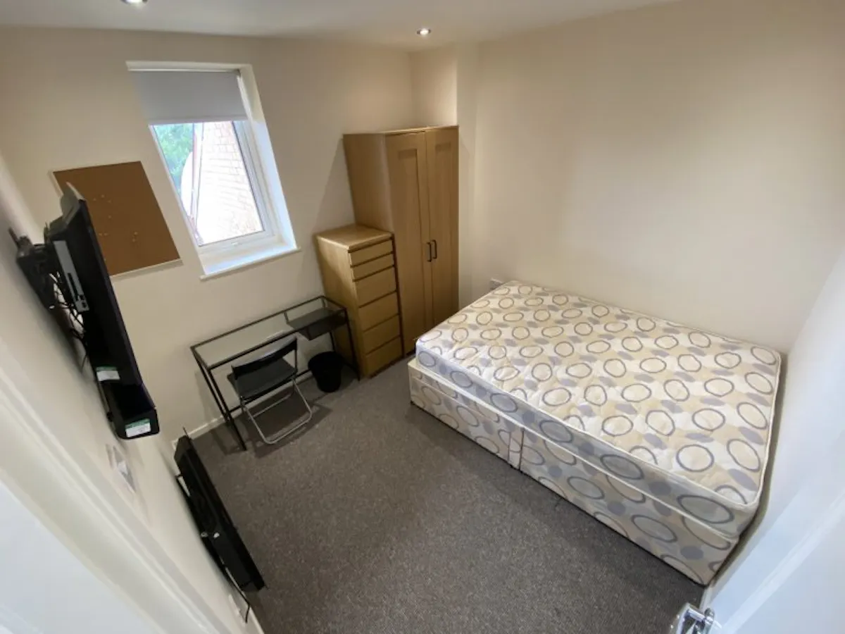3 Bedroom House ROOM