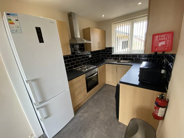 3 Bedroom House KITCHEN 2