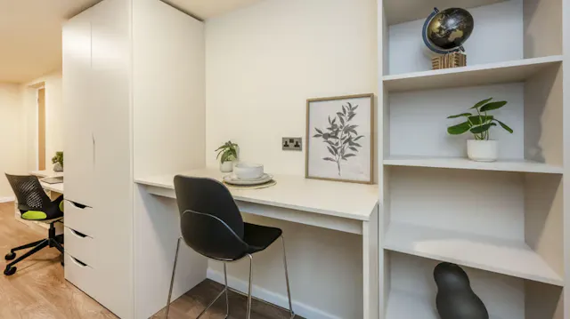 Gold Studio room image 2