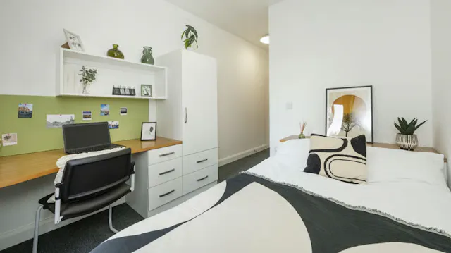 Classic Ensuite room image 1