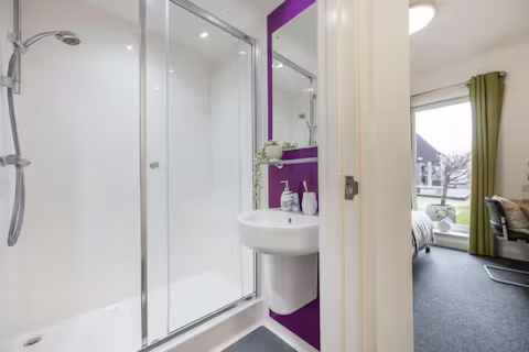 riverside-house-manchester-manchester-BATHROOM