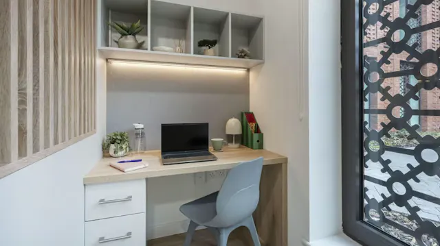 Premium Studio With Wet Room room image 5
