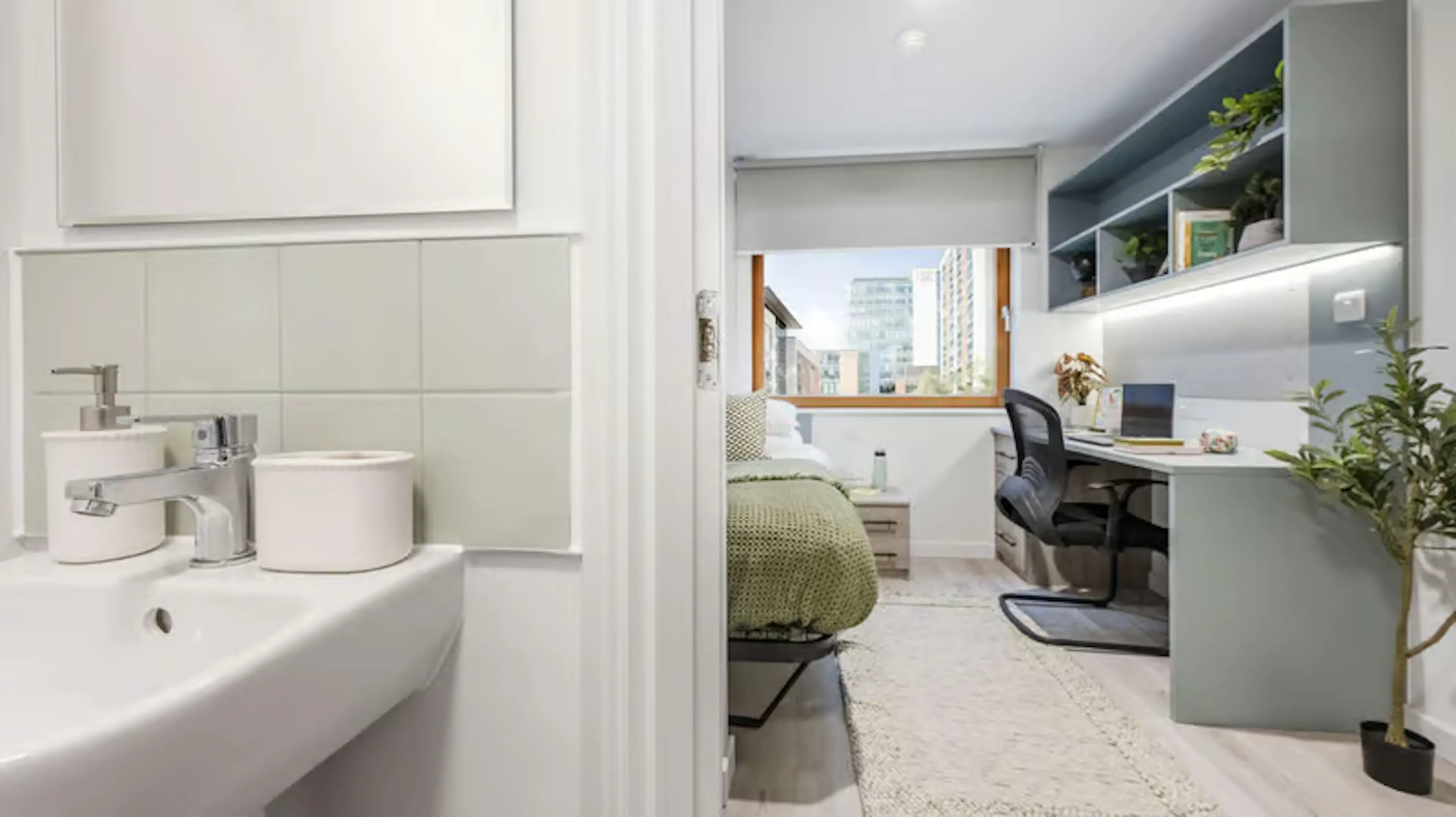 Standard Ensuite  ROOM 1