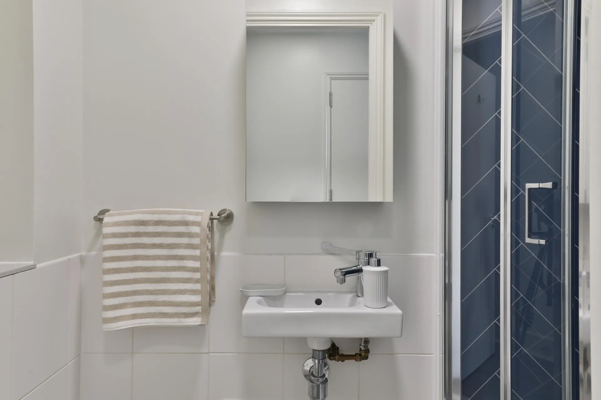 Gold En-Suite