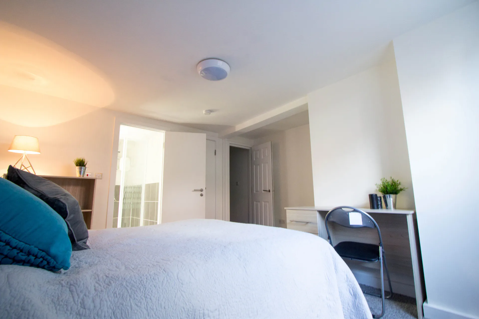ROOM ROOM 2