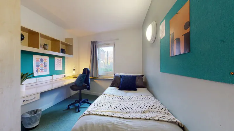 Classic En-suite Plus ROOM 3
