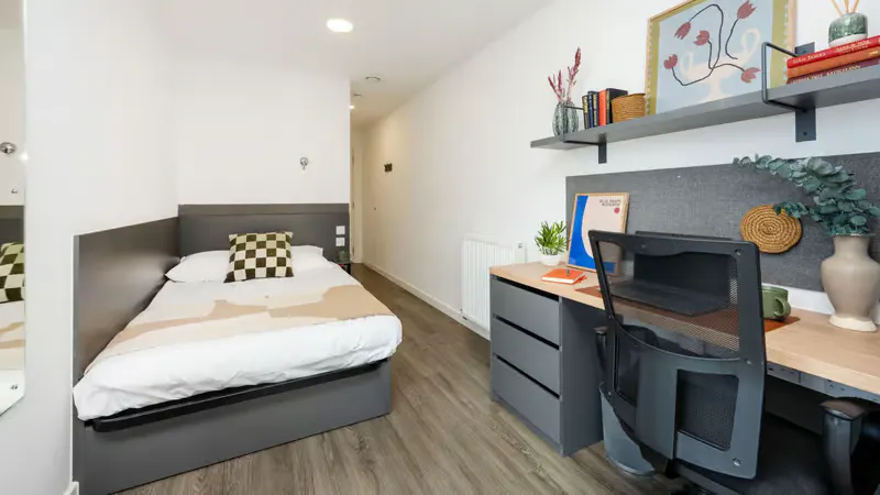 4 Bed Ensuite