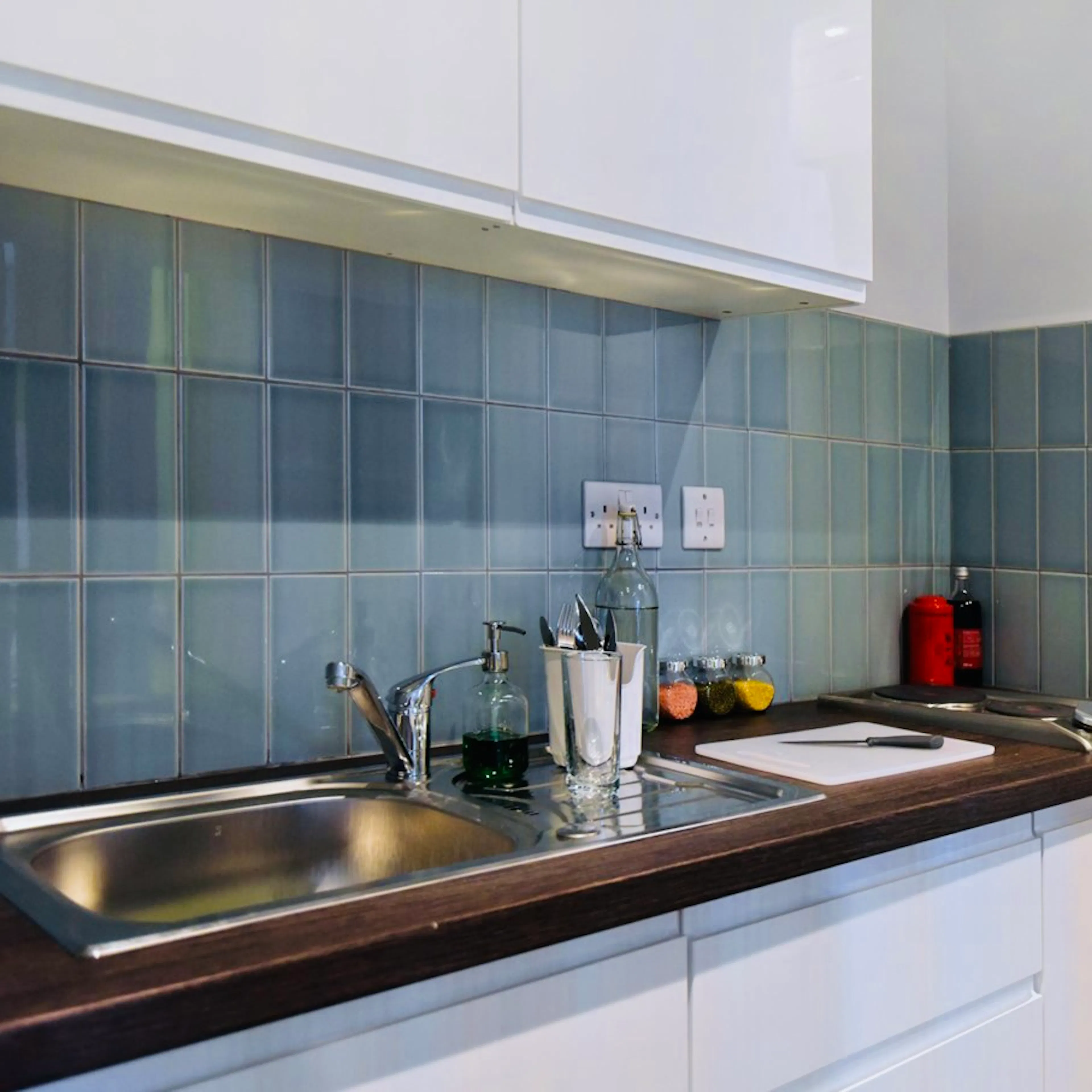 Executive Studio KITCHEN 3