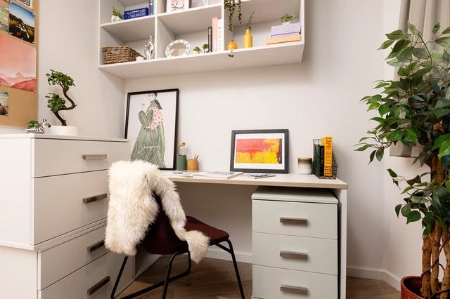 Studio Large Highest Double